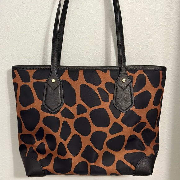 NWOT MICHAEL KORS Eva zip Tote Giraffe Animal Print! - Picture 2 of 6